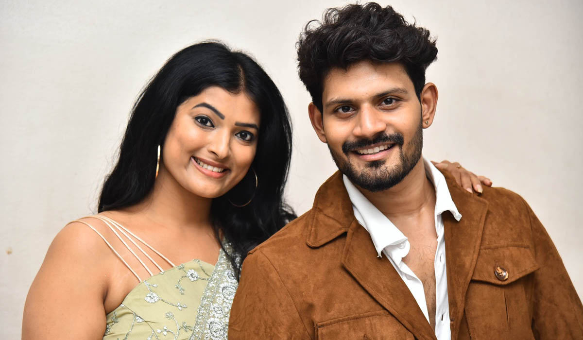 సినీ ప్రముఖుల చేతుల మీదుగా ‘సిద్ధుగాడి లవ్ స్టోరీ’ టీజర్, ట్రైలర్ లాంచ్