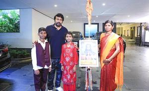 Chiranjeevi: చిరు రూటే సెపరేటు..