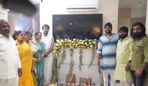 "ఎయిరలక్సె" హెయిర్ అండ్ బ్యూటీ సెలూన్‌ను ప్రారంభించిన ఎమ్మెల్యే నవీన్ యాదవ్