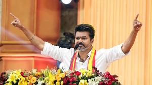 యావత్ దేశం ఆసక్తిగా ఎదురు చూసిన.. చరిత్ర గతిని మార్చేసిన మండే ఇది..