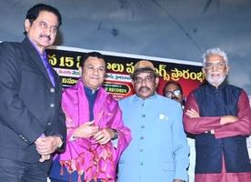 15 చిత్రాలు.. 15 కెమెరాలు.. కట్ చేస్తే 9 రికార్డులు..